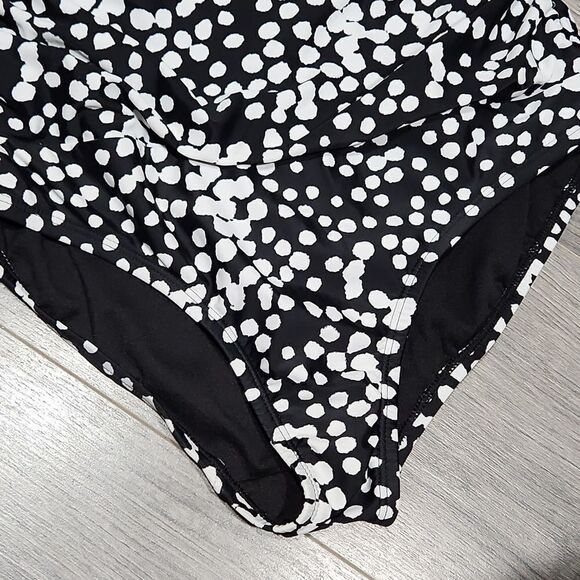 Catalina Blk w/White Gathered One Piece Swimsuit - Picture 5 of 8